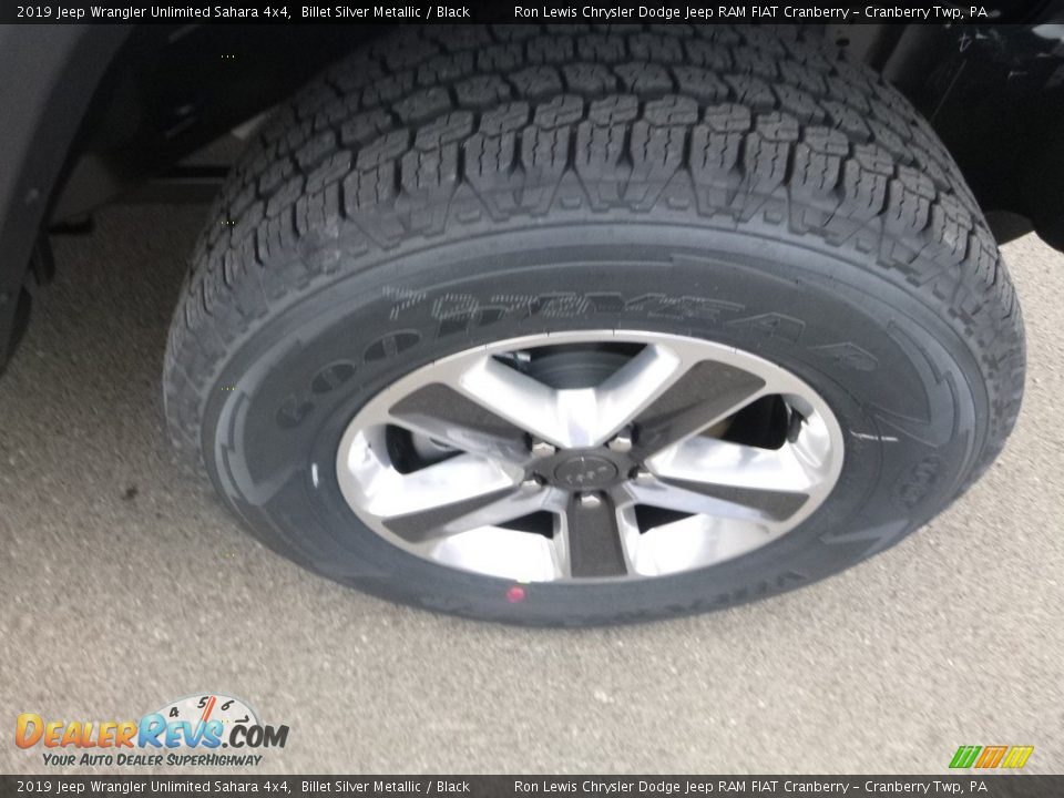 2019 Jeep Wrangler Unlimited Sahara 4x4 Billet Silver Metallic / Black Photo #10