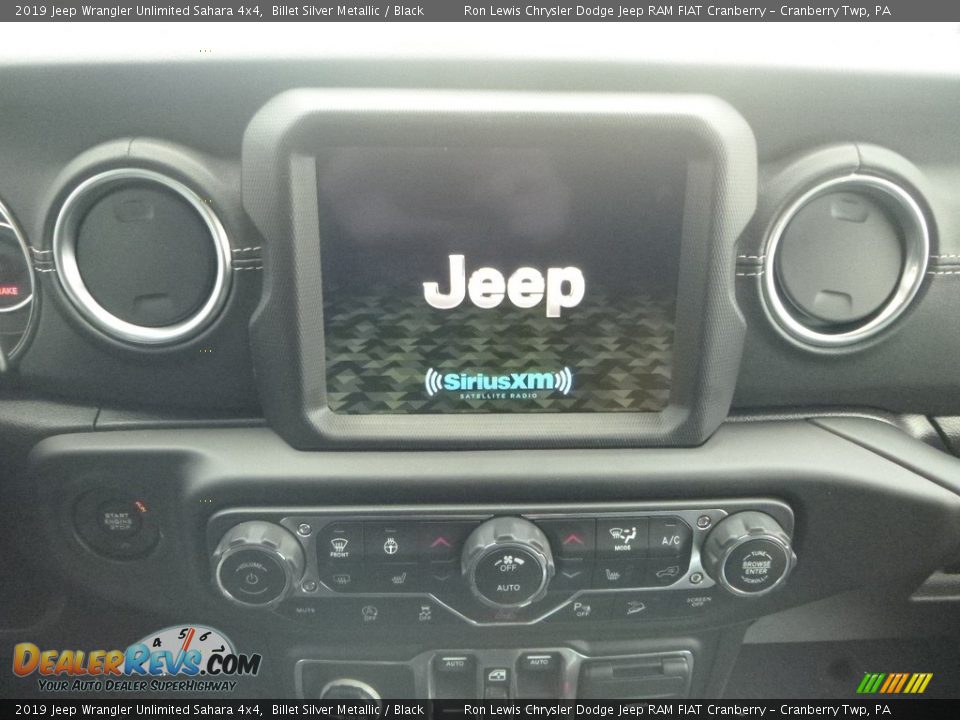 2019 Jeep Wrangler Unlimited Sahara 4x4 Billet Silver Metallic / Black Photo #18