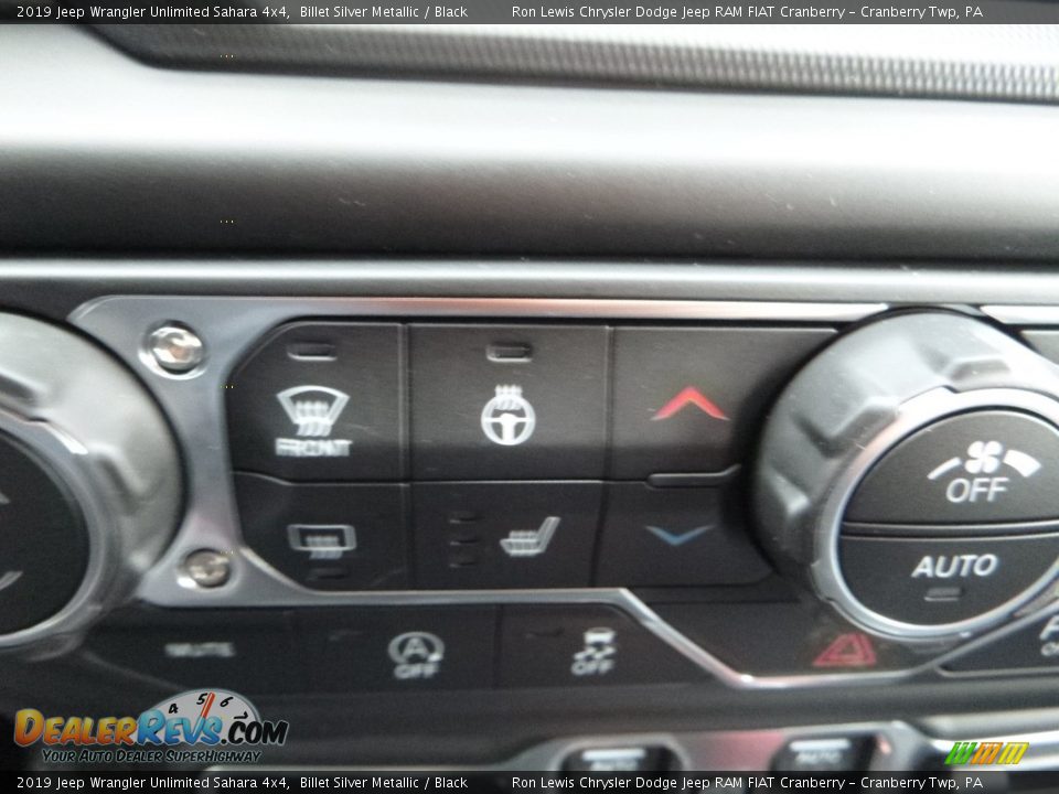 2019 Jeep Wrangler Unlimited Sahara 4x4 Billet Silver Metallic / Black Photo #20