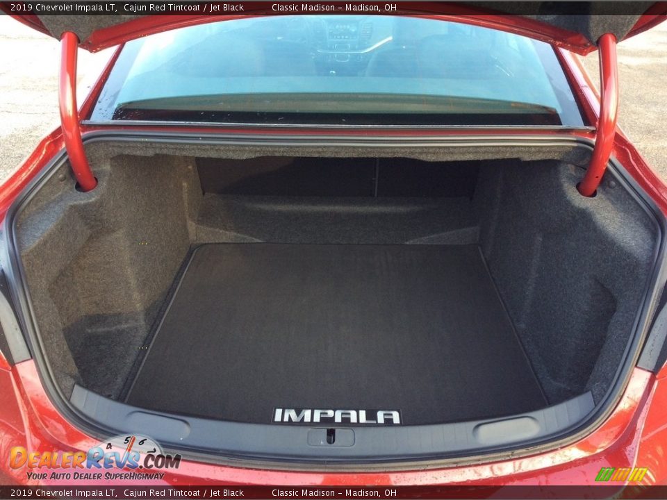 2019 Chevrolet Impala LT Trunk Photo #17