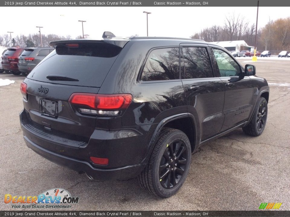 2019 Jeep Grand Cherokee Altitude 4x4 Diamond Black Crystal Pearl / Black Photo #6
