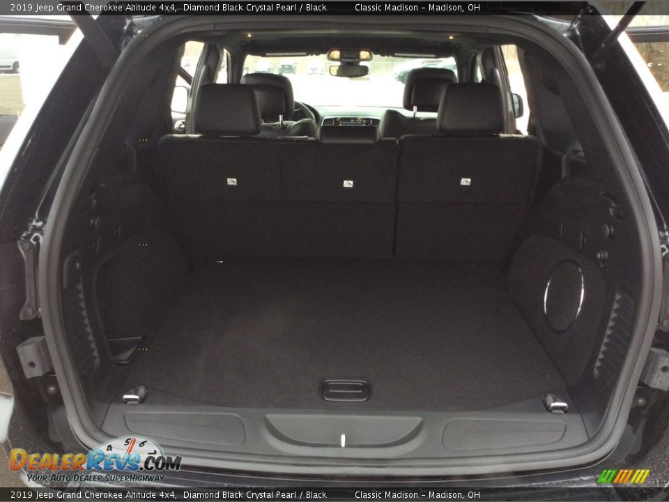2019 Jeep Grand Cherokee Altitude 4x4 Diamond Black Crystal Pearl / Black Photo #19