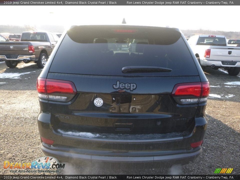 2019 Jeep Grand Cherokee Limited 4x4 Diamond Black Crystal Pearl / Black Photo #4