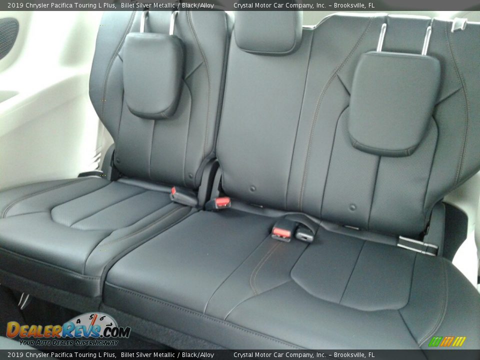 2019 Chrysler Pacifica Touring L Plus Billet Silver Metallic / Black/Alloy Photo #11