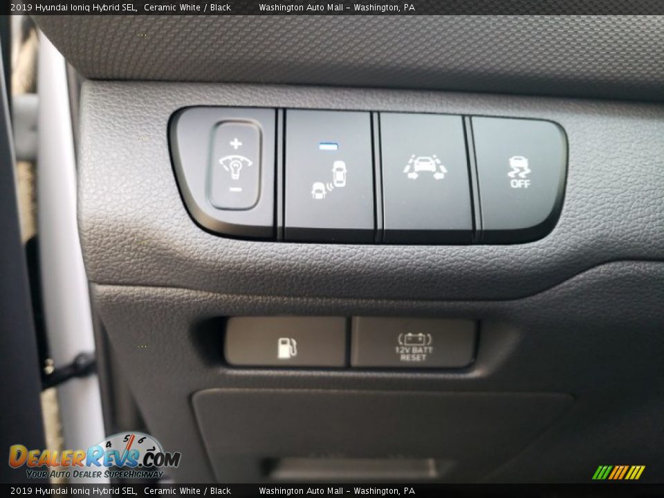 2019 Hyundai Ioniq Hybrid SEL Ceramic White / Black Photo #18