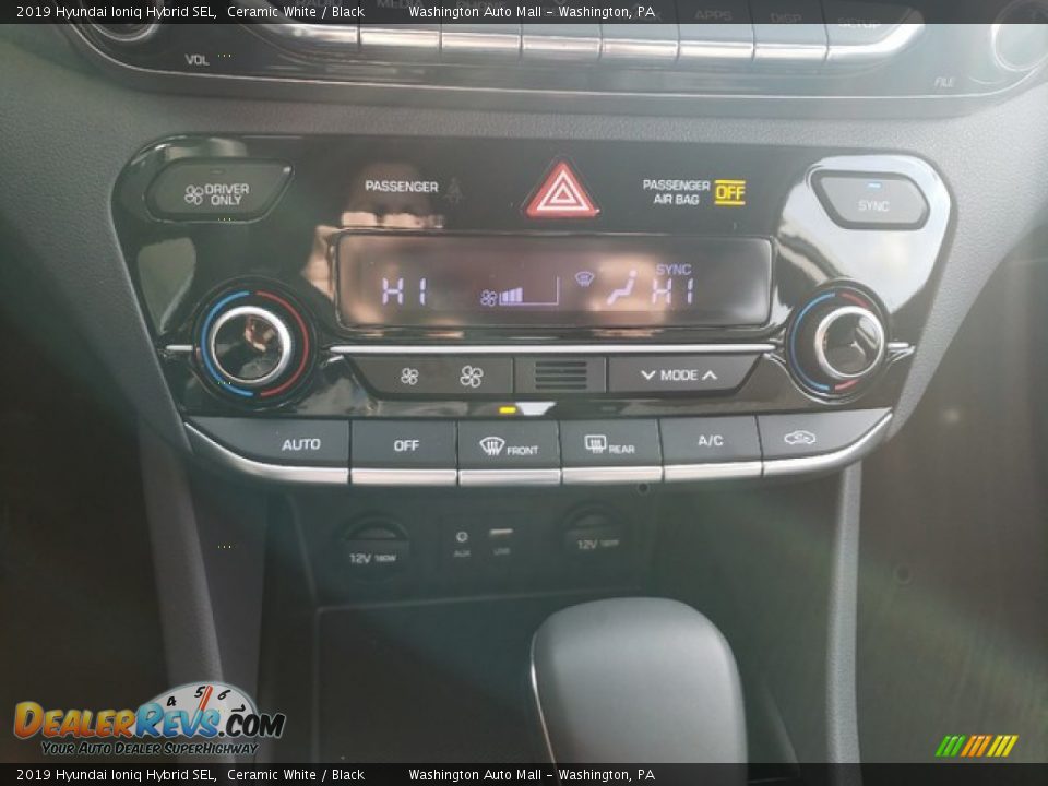2019 Hyundai Ioniq Hybrid SEL Ceramic White / Black Photo #23