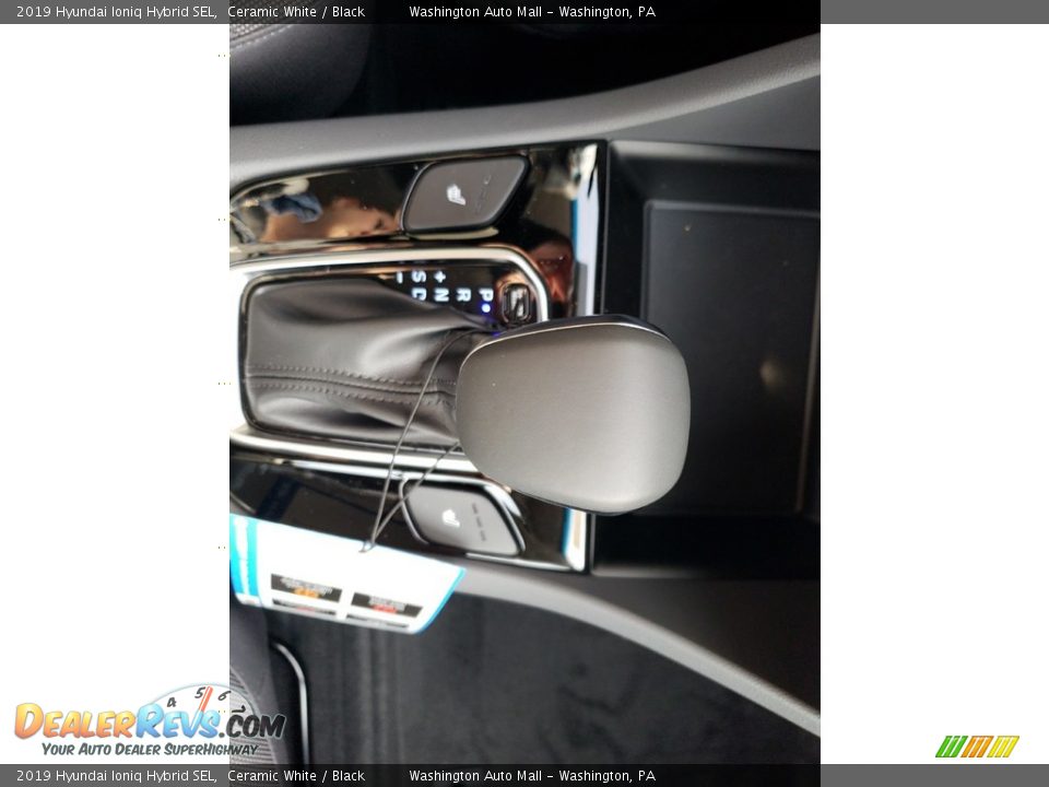 2019 Hyundai Ioniq Hybrid SEL Ceramic White / Black Photo #24