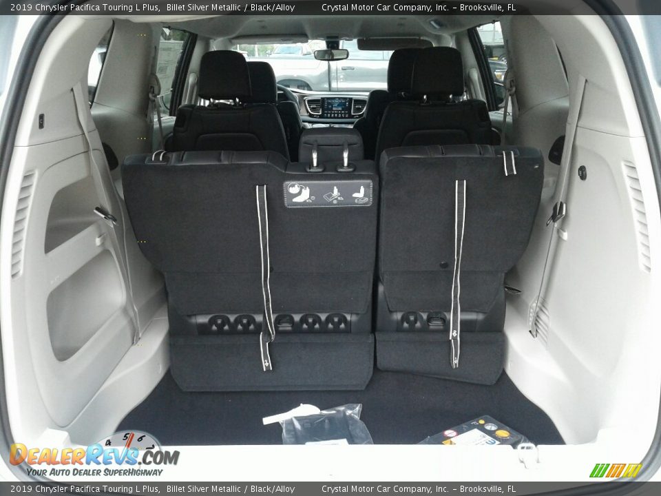 2019 Chrysler Pacifica Touring L Plus Billet Silver Metallic / Black/Alloy Photo #20