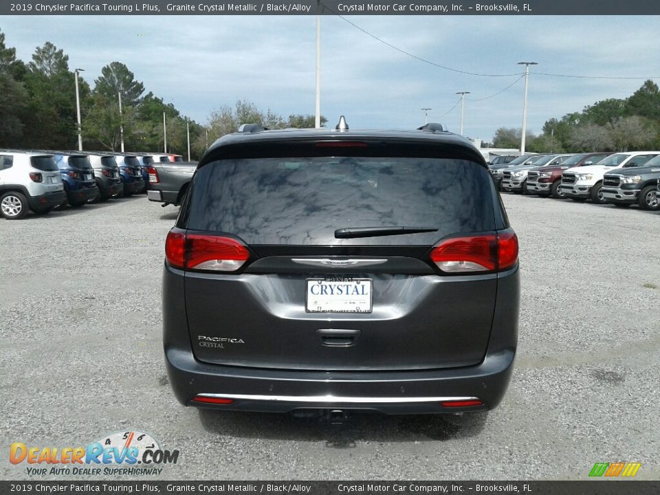 2019 Chrysler Pacifica Touring L Plus Granite Crystal Metallic / Black/Alloy Photo #4