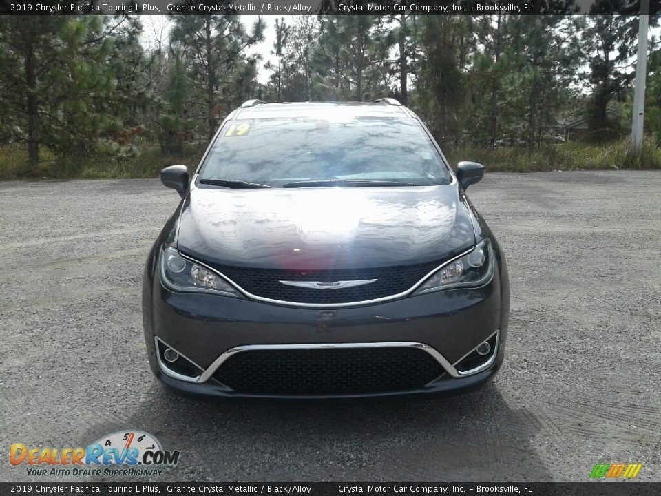 2019 Chrysler Pacifica Touring L Plus Granite Crystal Metallic / Black/Alloy Photo #8