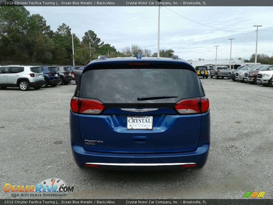 2019 Chrysler Pacifica Touring L Ocean Blue Metallic / Black/Alloy Photo #4