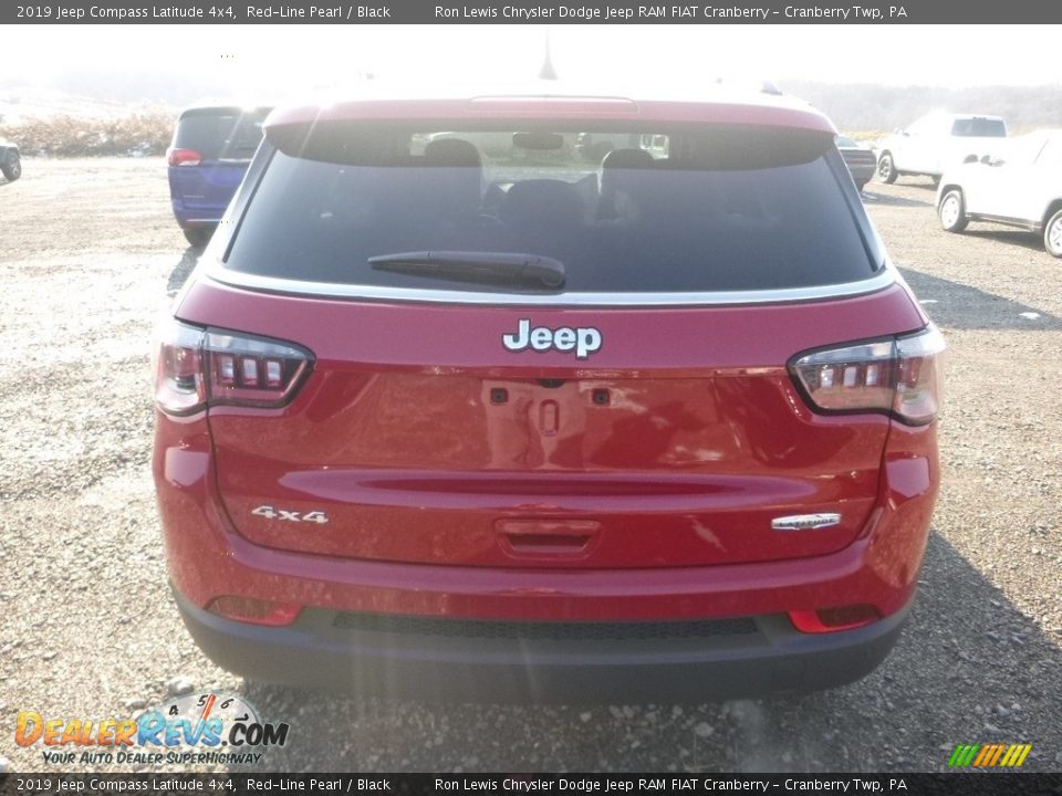 2019 Jeep Compass Latitude 4x4 Red-Line Pearl / Black Photo #4
