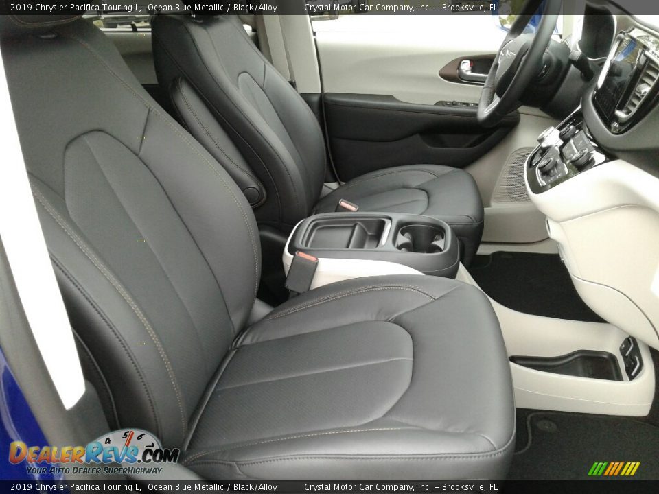 2019 Chrysler Pacifica Touring L Ocean Blue Metallic / Black/Alloy Photo #12