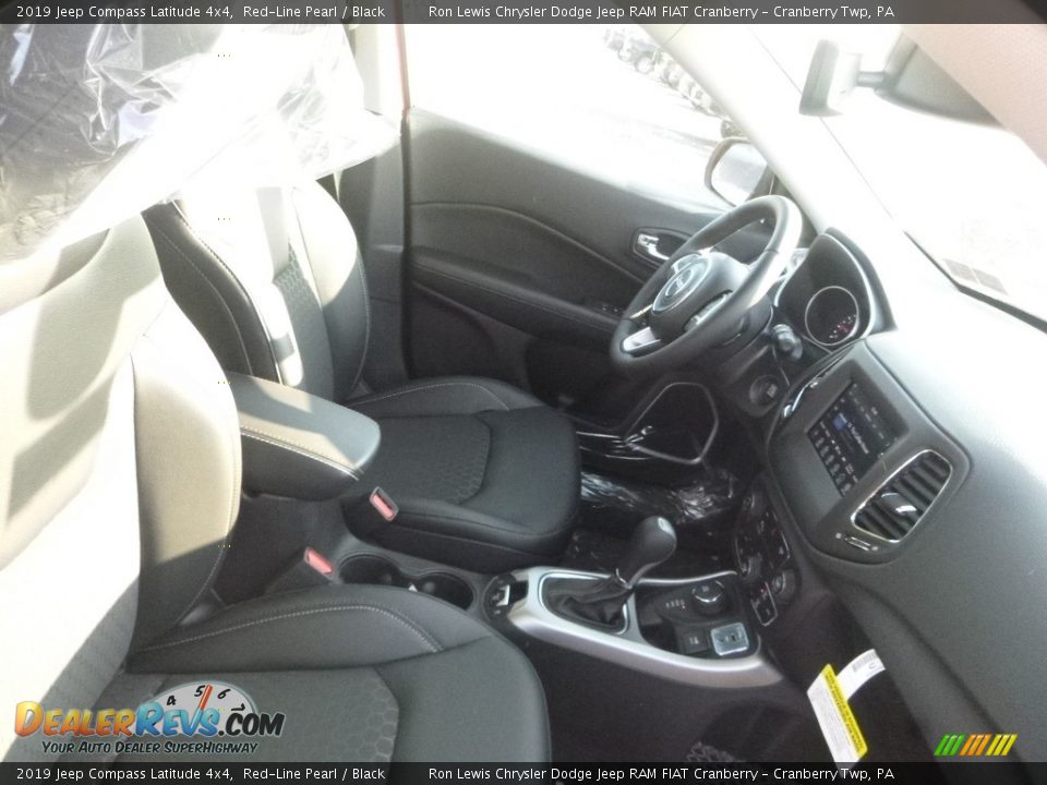 2019 Jeep Compass Latitude 4x4 Red-Line Pearl / Black Photo #10