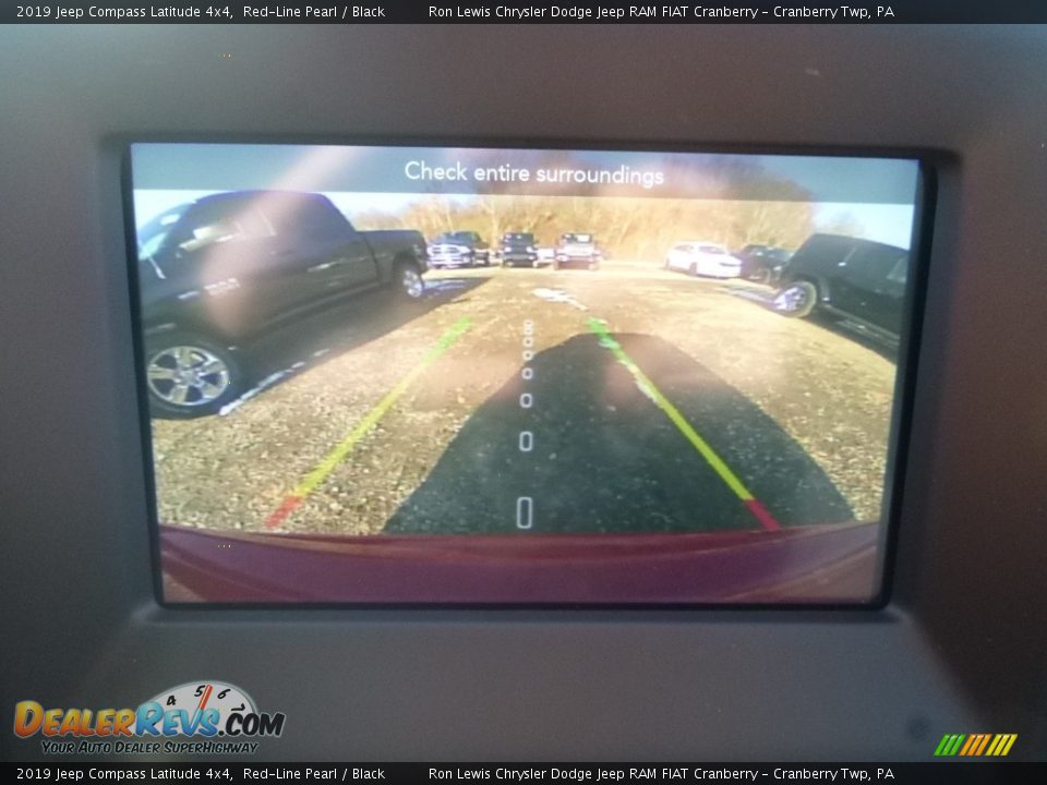 2019 Jeep Compass Latitude 4x4 Red-Line Pearl / Black Photo #16