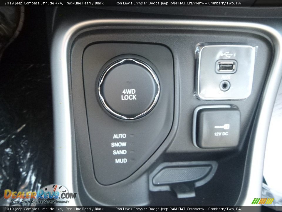 2019 Jeep Compass Latitude 4x4 Red-Line Pearl / Black Photo #20