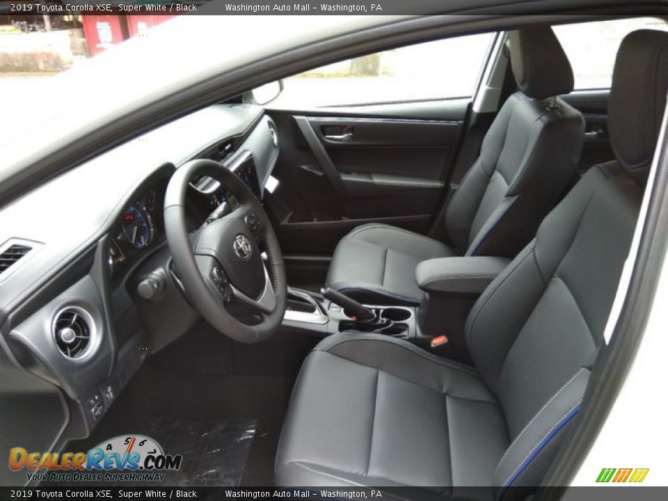 Front Seat of 2019 Toyota Corolla XSE Photo #11