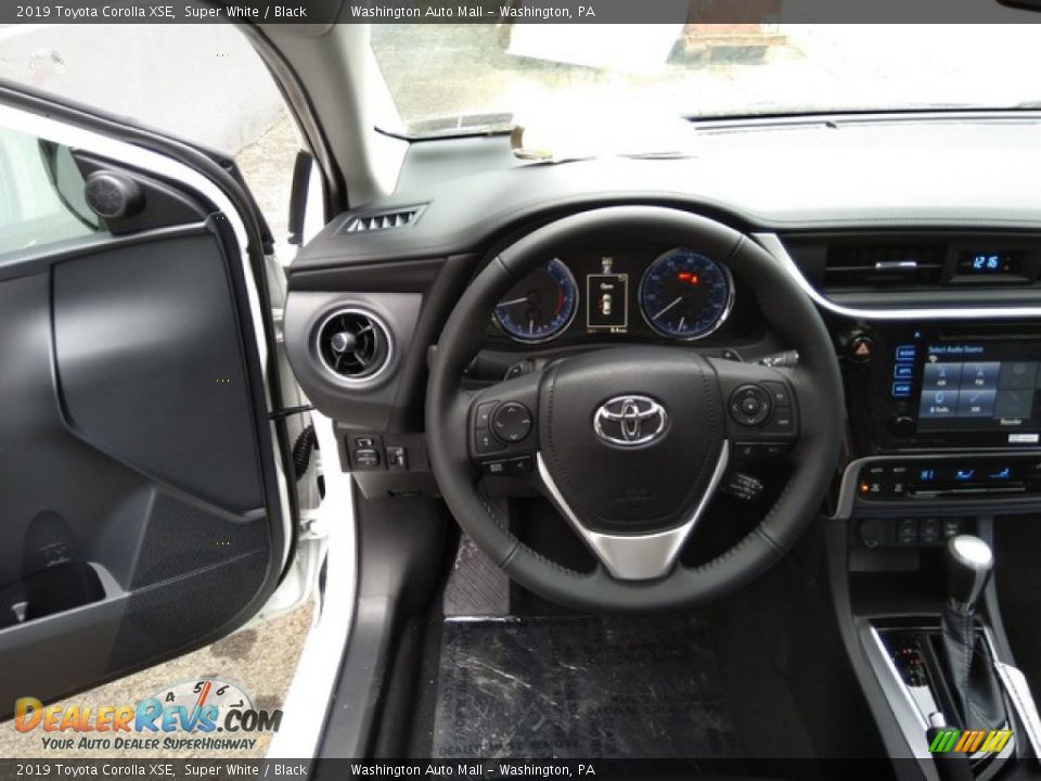 2019 Toyota Corolla XSE Steering Wheel Photo #15
