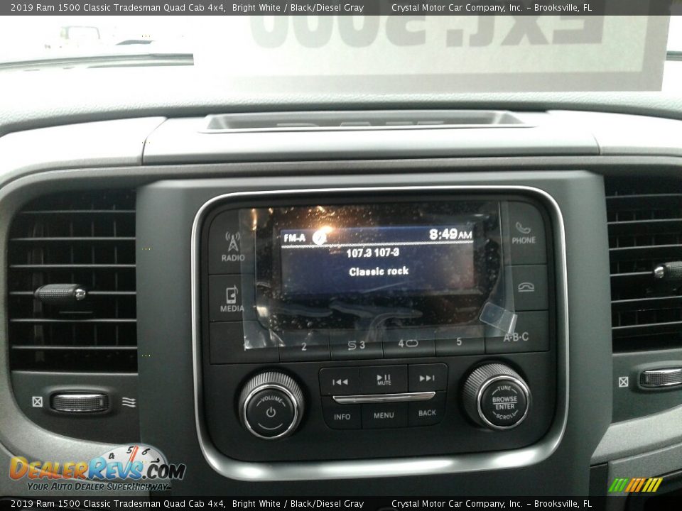 2019 Ram 1500 Classic Tradesman Quad Cab 4x4 Bright White / Black/Diesel Gray Photo #15