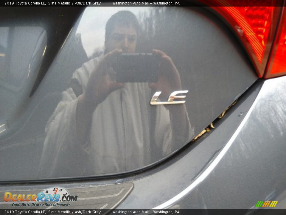 2019 Toyota Corolla LE Slate Metallic / Ash/Dark Gray Photo #5