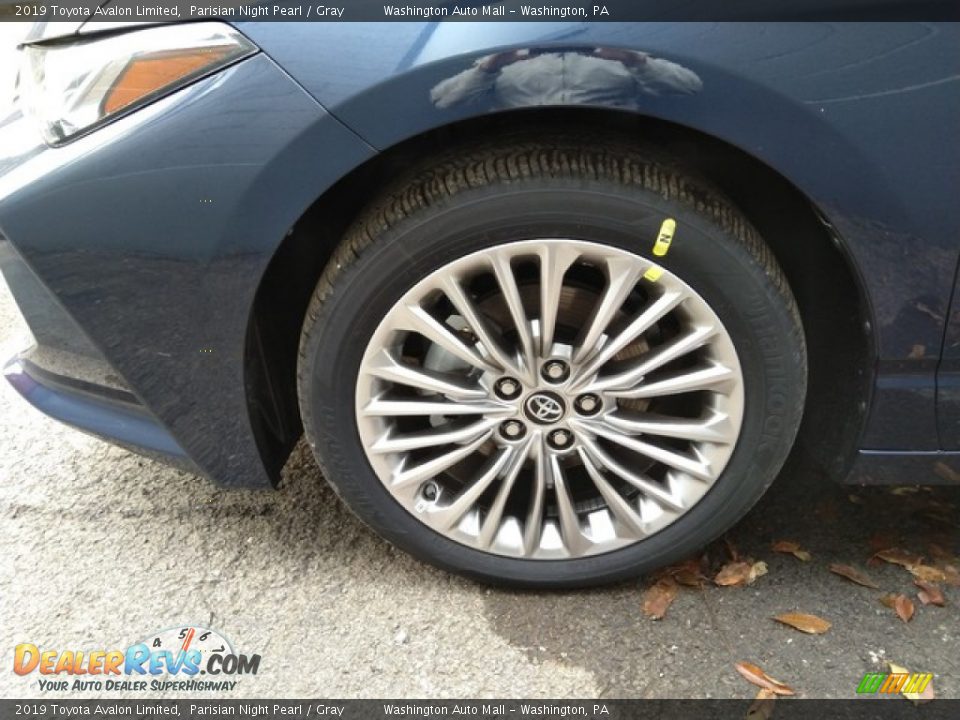 2019 Toyota Avalon Limited Parisian Night Pearl / Gray Photo #9