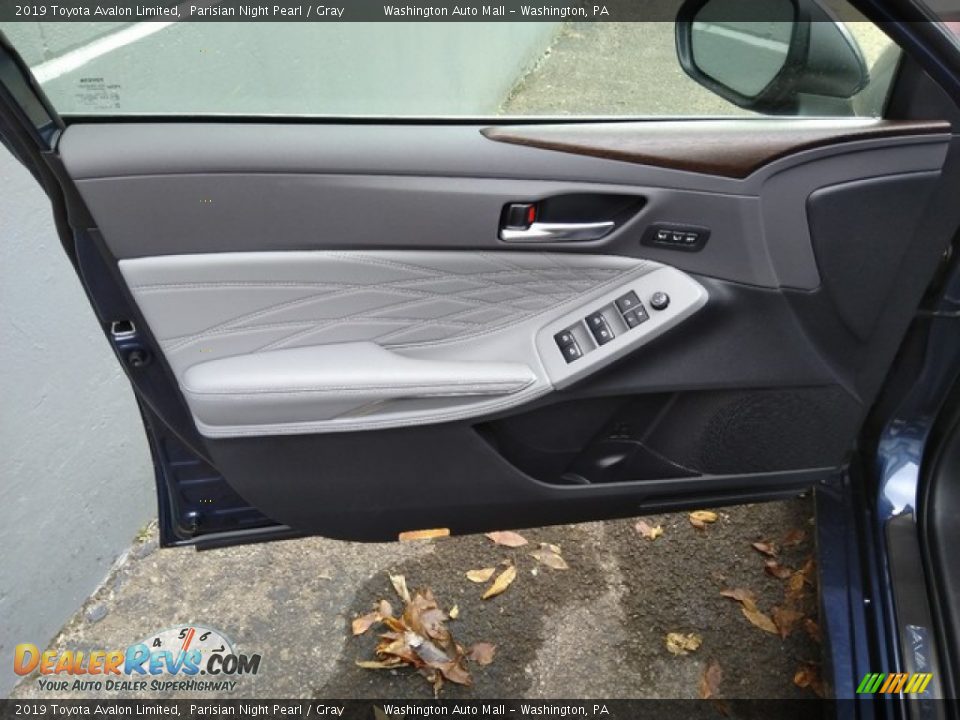 2019 Toyota Avalon Limited Parisian Night Pearl / Gray Photo #10