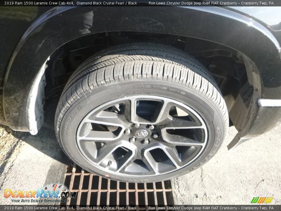 2019 Ram 1500 Laramie Crew Cab 4x4 Diamond Black Crystal Pearl / Black Photo #11