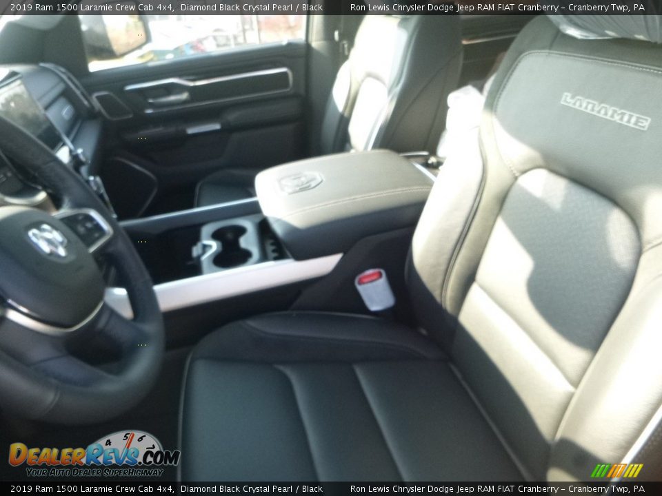 2019 Ram 1500 Laramie Crew Cab 4x4 Diamond Black Crystal Pearl / Black Photo #15