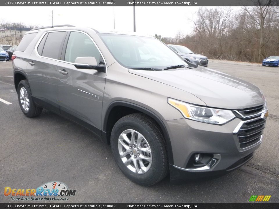 2019 Chevrolet Traverse LT AWD Pepperdust Metallic / Jet Black Photo #7