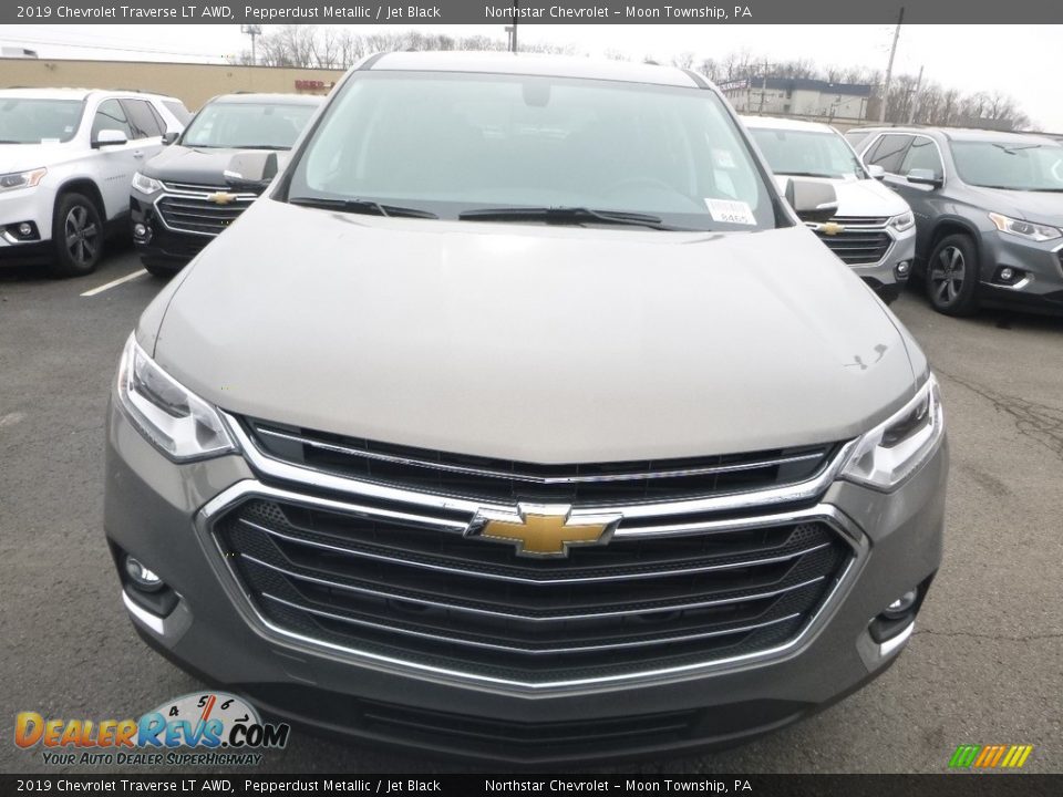 2019 Chevrolet Traverse LT AWD Pepperdust Metallic / Jet Black Photo #8