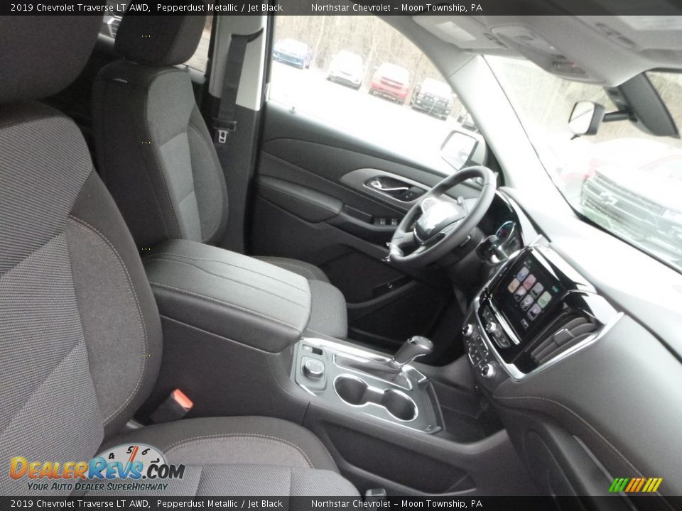 2019 Chevrolet Traverse LT AWD Pepperdust Metallic / Jet Black Photo #10