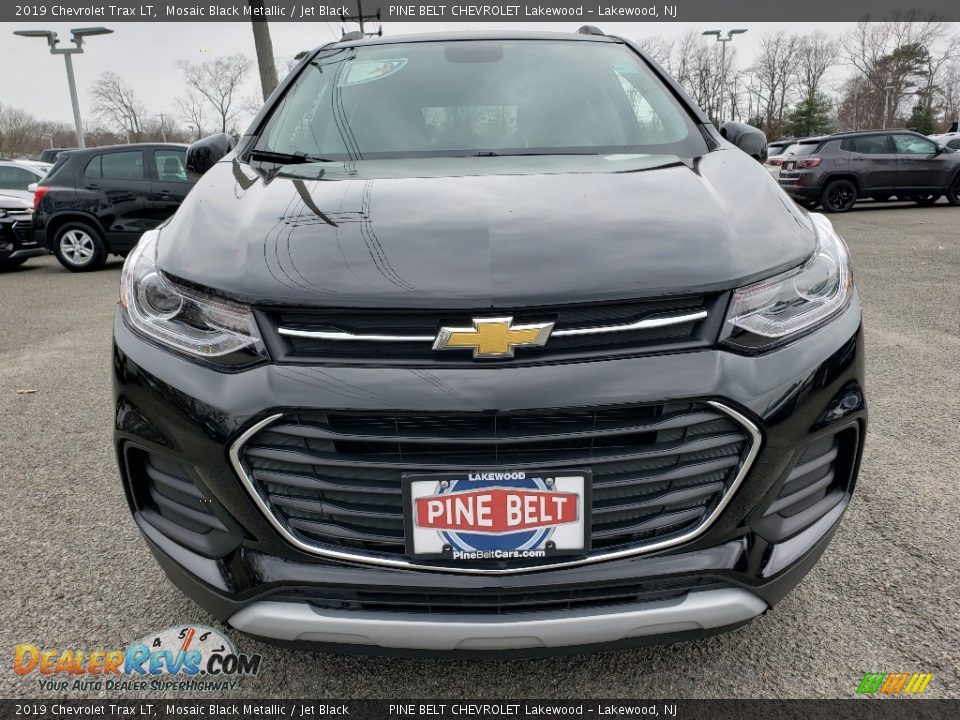 2019 Chevrolet Trax LT Mosaic Black Metallic / Jet Black Photo #2