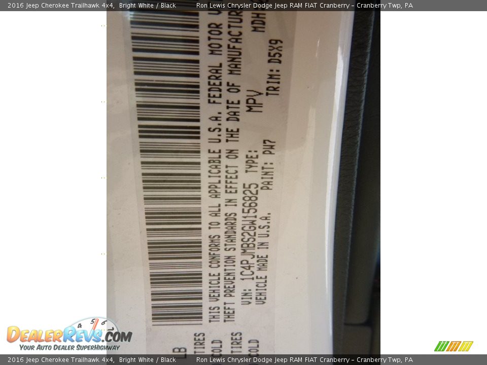 2016 Jeep Cherokee Trailhawk 4x4 Bright White / Black Photo #14