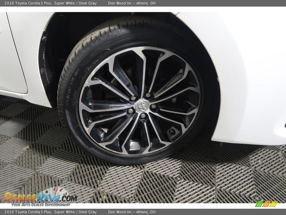 2016 Toyota Corolla S Plus Super White / Steel Gray Photo #28