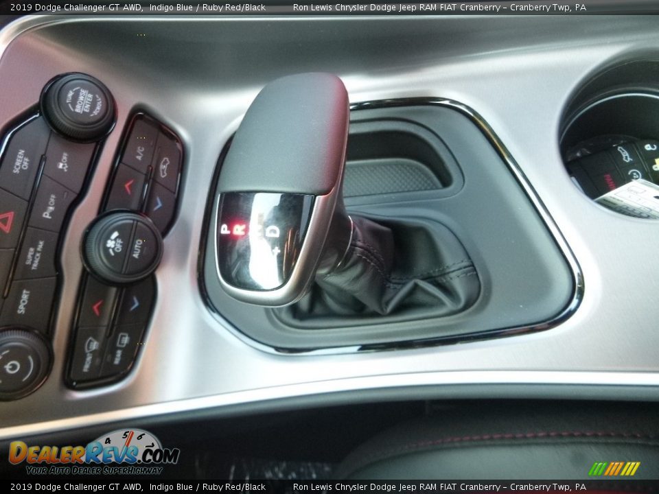 2019 Dodge Challenger GT AWD Shifter Photo #20