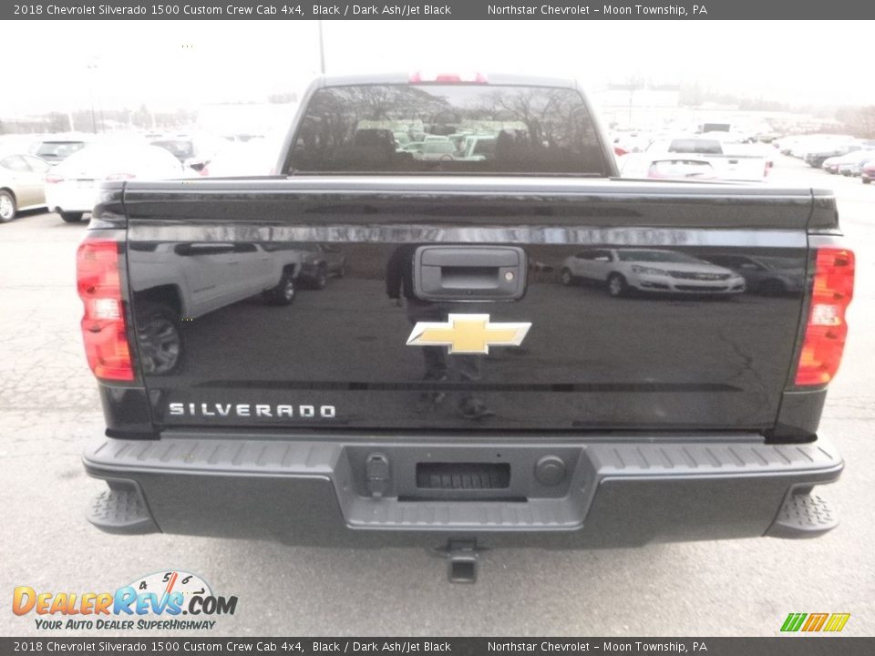 2018 Chevrolet Silverado 1500 Custom Crew Cab 4x4 Black / Dark Ash/Jet Black Photo #4