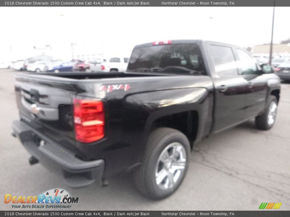 2018 Chevrolet Silverado 1500 Custom Crew Cab 4x4 Black / Dark Ash/Jet Black Photo #5