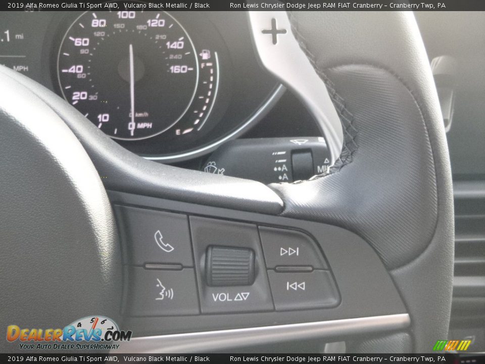 2019 Alfa Romeo Giulia Ti Sport AWD Steering Wheel Photo #24