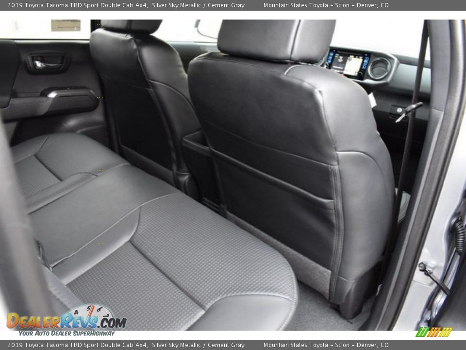2019 Toyota Tacoma TRD Sport Double Cab 4x4 Silver Sky Metallic / Cement Gray Photo #17