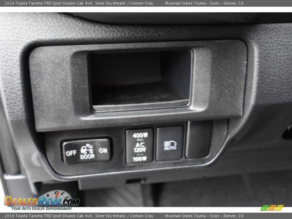 2019 Toyota Tacoma TRD Sport Double Cab 4x4 Silver Sky Metallic / Cement Gray Photo #25