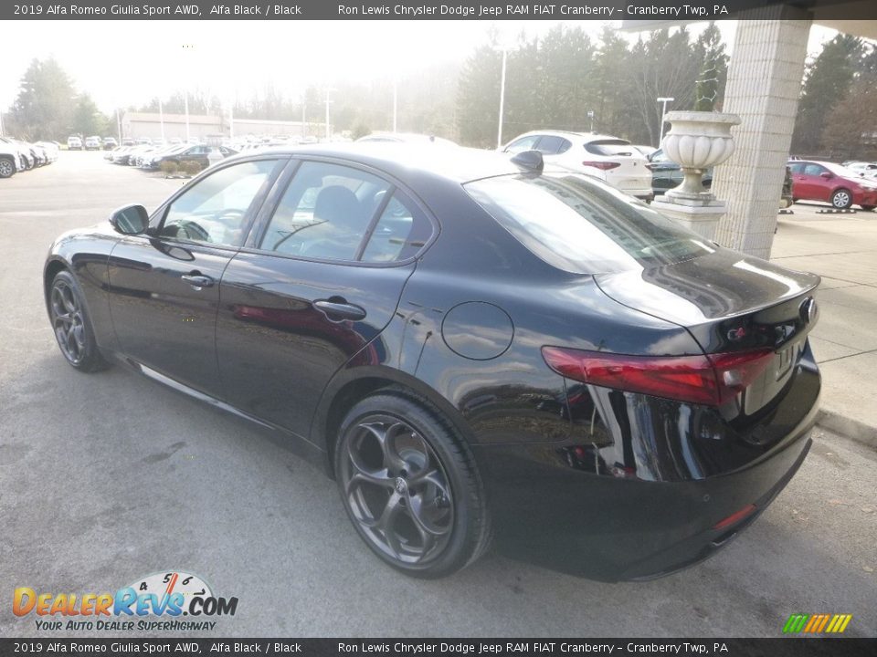 2019 Alfa Romeo Giulia Sport AWD Alfa Black / Black Photo #5