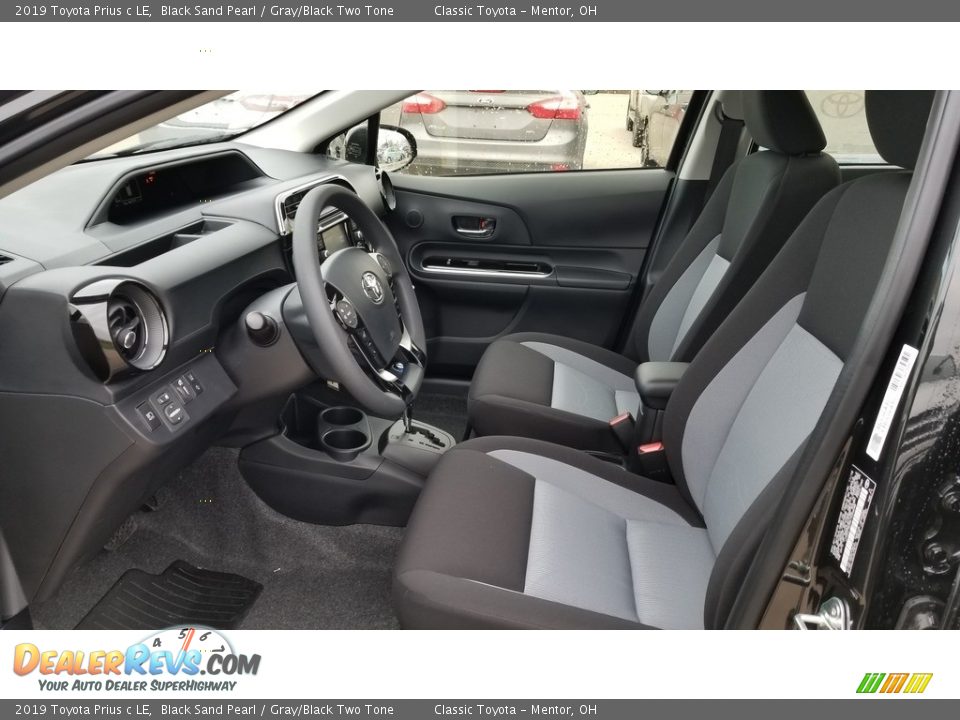 Front Seat of 2019 Toyota Prius c LE Photo #2