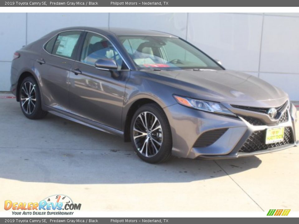 2019 Toyota Camry SE Predawn Gray Mica / Black Photo #2