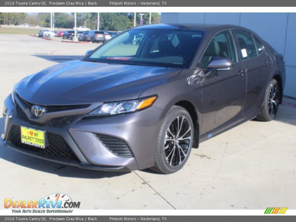 2019 Toyota Camry SE Predawn Gray Mica / Black Photo #4