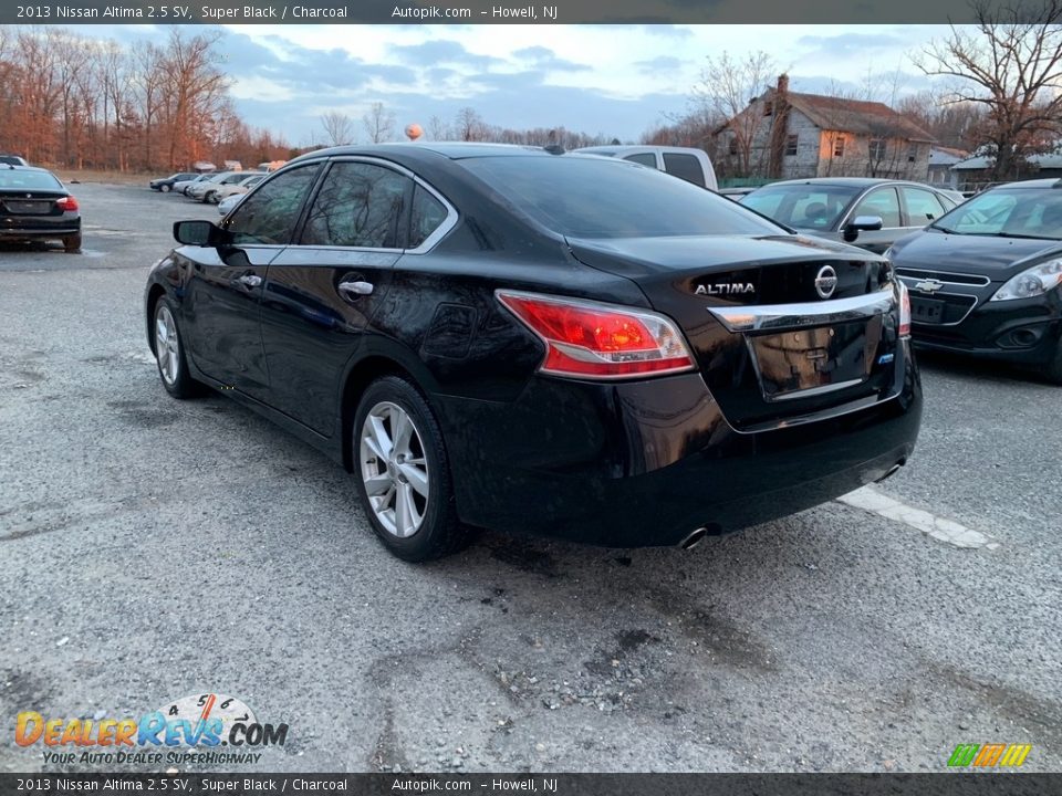 2013 Nissan Altima 2.5 SV Super Black / Charcoal Photo #4