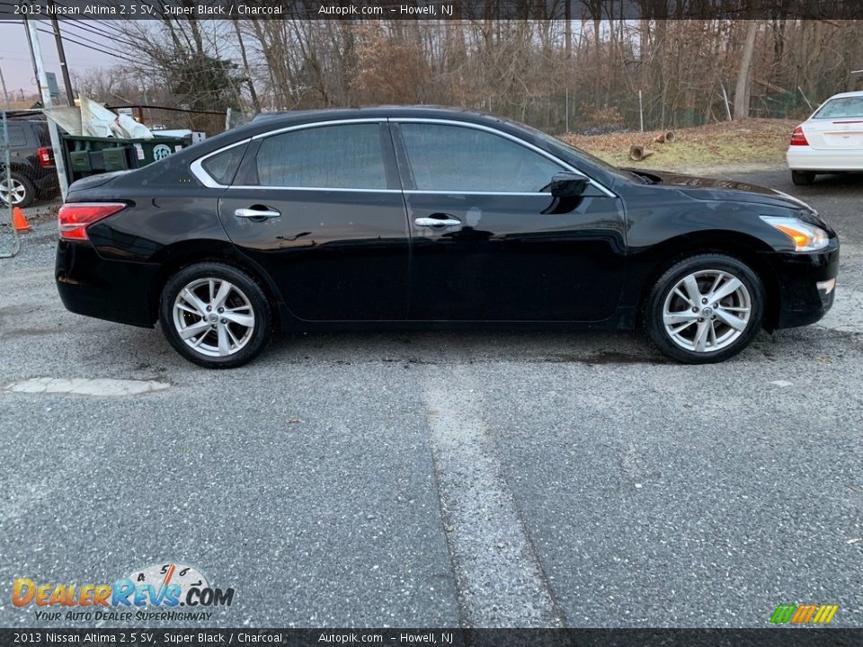 2013 Nissan Altima 2.5 SV Super Black / Charcoal Photo #7