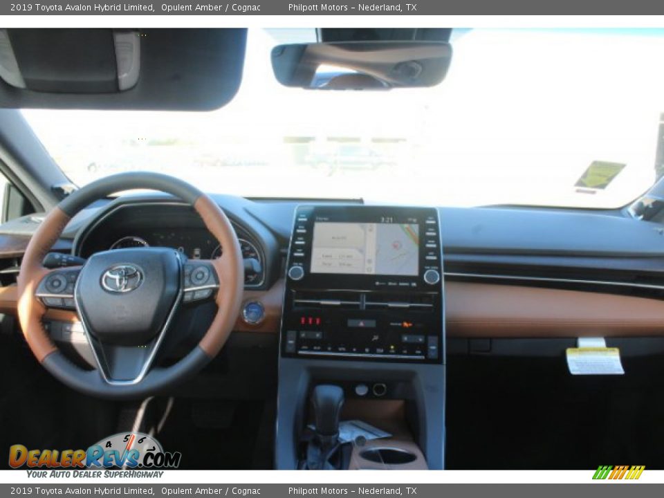 2019 Toyota Avalon Hybrid Limited Opulent Amber / Cognac Photo #19