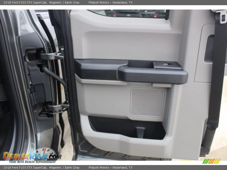 2018 Ford F150 STX SuperCab Magnetic / Earth Gray Photo #19