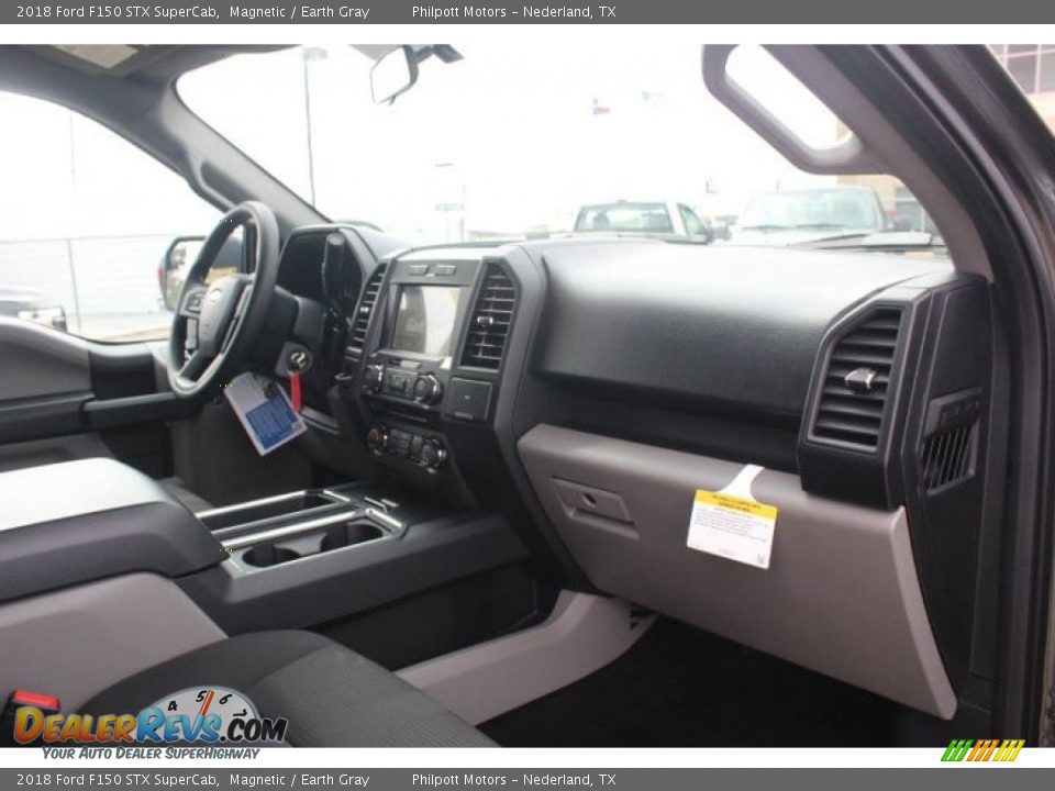 2018 Ford F150 STX SuperCab Magnetic / Earth Gray Photo #27