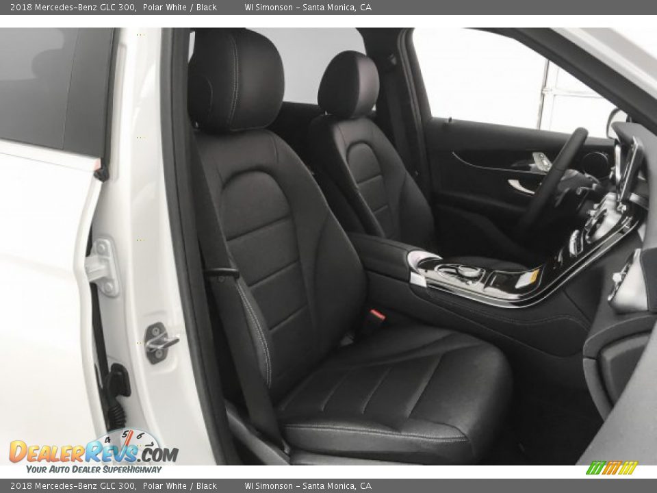 2018 Mercedes-Benz GLC 300 Polar White / Black Photo #2